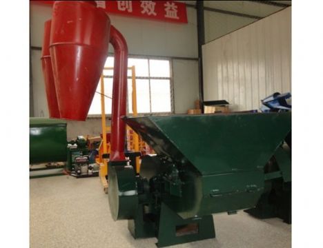 點擊查看詳細(xì)信息<br>標(biāo)題：雙沙克龍粉碎機(jī) 閱讀次數(shù)：1949